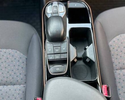 Белый Хендай Ioniq, объемом двигателя 0 л и пробегом 62 тыс. км за 14100 $, фото 48 на Automoto.ua