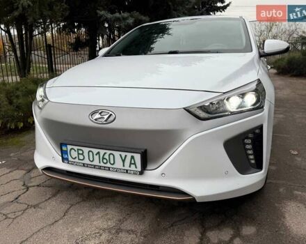 Білий Хендай Ioniq, об'ємом двигуна 0 л та пробігом 89 тис. км за 16500 $, фото 2 на Automoto.ua
