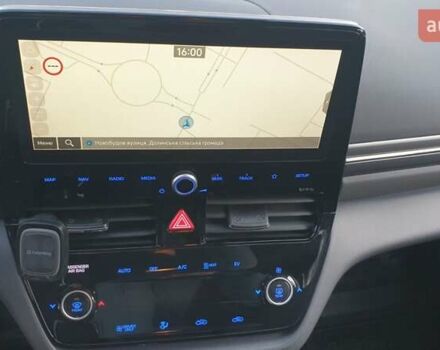 Білий Хендай Ioniq, об'ємом двигуна 0 л та пробігом 91 тис. км за 15000 $, фото 62 на Automoto.ua