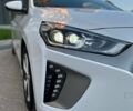 Белый Хендай Ioniq, объемом двигателя 0 л и пробегом 62 тыс. км за 14100 $, фото 28 на Automoto.ua