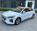 Белый Хендай Ioniq, объемом двигателя 0 л и пробегом 62 тыс. км за 14100 $, фото 11 на Automoto.ua