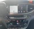 Белый Хендай Ioniq, объемом двигателя 0 л и пробегом 124 тыс. км за 15000 $, фото 18 на Automoto.ua
