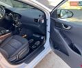 Белый Хендай Ioniq, объемом двигателя 0 л и пробегом 136 тыс. км за 14200 $, фото 7 на Automoto.ua