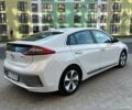 Белый Хендай Ioniq, объемом двигателя 0 л и пробегом 62 тыс. км за 14100 $, фото 25 на Automoto.ua