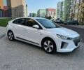 Белый Хендай Ioniq, объемом двигателя 0 л и пробегом 62 тыс. км за 14100 $, фото 9 на Automoto.ua