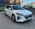Белый Хендай Ioniq, объемом двигателя 0 л и пробегом 62 тыс. км за 14100 $, фото 7 на Automoto.ua