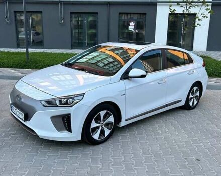 Белый Хендай Ioniq, объемом двигателя 0 л и пробегом 62 тыс. км за 14100 $, фото 12 на Automoto.ua