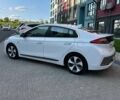 Белый Хендай Ioniq, объемом двигателя 0 л и пробегом 62 тыс. км за 14100 $, фото 24 на Automoto.ua