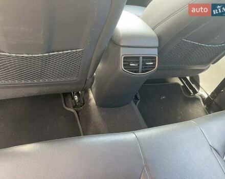 Белый Хендай Ioniq, объемом двигателя 0 л и пробегом 124 тыс. км за 15000 $, фото 8 на Automoto.ua