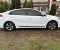 Білий Хендай Ioniq, об'ємом двигуна 0 л та пробігом 89 тис. км за 16500 $, фото 18 на Automoto.ua