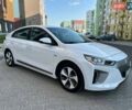 Белый Хендай Ioniq, объемом двигателя 0 л и пробегом 62 тыс. км за 14100 $, фото 6 на Automoto.ua