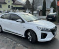Белый Хендай Ioniq, объемом двигателя 0 л и пробегом 130 тыс. км за 15500 $, фото 2 на Automoto.ua