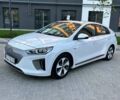 Белый Хендай Ioniq, объемом двигателя 0 л и пробегом 62 тыс. км за 14100 $, фото 10 на Automoto.ua