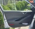 Белый Хендай Ioniq, объемом двигателя 0 л и пробегом 124 тыс. км за 15000 $, фото 14 на Automoto.ua