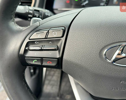 Белый Хендай Ioniq, объемом двигателя 0 л и пробегом 130 тыс. км за 15500 $, фото 21 на Automoto.ua