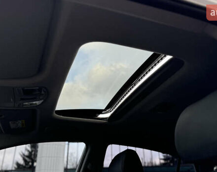 Белый Хендай Ioniq, объемом двигателя 0 л и пробегом 130 тыс. км за 15500 $, фото 25 на Automoto.ua