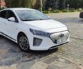 Белый Хендай Ioniq, объемом двигателя 0 л и пробегом 44 тыс. км за 16900 $, фото 10 на Automoto.ua