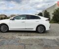 Белый Хендай Ioniq, объемом двигателя 0 л и пробегом 44 тыс. км за 16900 $, фото 77 на Automoto.ua