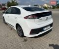 Белый Хендай Ioniq, объемом двигателя 0 л и пробегом 110 тыс. км за 15800 $, фото 4 на Automoto.ua