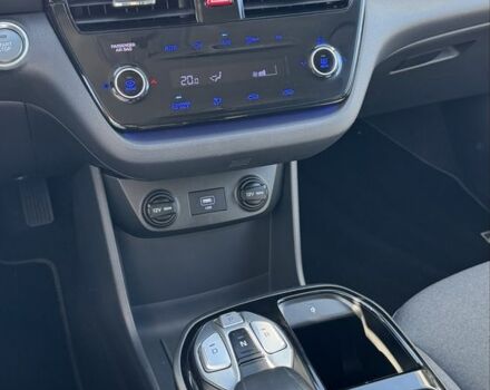 Белый Хендай Ioniq, объемом двигателя 0 л и пробегом 131 тыс. км за 16200 $, фото 14 на Automoto.ua