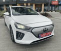 Белый Хендай Ioniq, объемом двигателя 0 л и пробегом 127 тыс. км за 14900 $, фото 1 на Automoto.ua