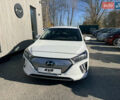 Белый Хендай Ioniq, объемом двигателя 0 л и пробегом 133 тыс. км за 15000 $, фото 1 на Automoto.ua