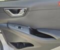 Белый Хендай Ioniq, объемом двигателя 0 л и пробегом 44 тыс. км за 16900 $, фото 69 на Automoto.ua