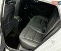 Белый Хендай Ioniq, объемом двигателя 0 л и пробегом 117 тыс. км за 16879 $, фото 32 на Automoto.ua