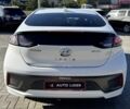 Белый Хендай Ioniq, объемом двигателя 0 л и пробегом 131 тыс. км за 16200 $, фото 4 на Automoto.ua