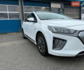 Белый Хендай Ioniq, объемом двигателя 0 л и пробегом 79 тыс. км за 15500 $, фото 21 на Automoto.ua