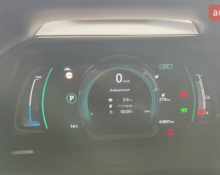 Белый Хендай Ioniq, объемом двигателя 0 л и пробегом 44 тыс. км за 16900 $, фото 83 на Automoto.ua