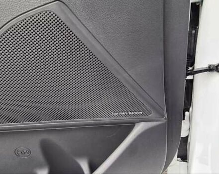 Белый Хендай Ioniq, объемом двигателя 0 л и пробегом 50 тыс. км за 15700 $, фото 26 на Automoto.ua