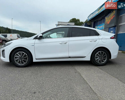 Белый Хендай Ioniq, объемом двигателя 0 л и пробегом 79 тыс. км за 15500 $, фото 13 на Automoto.ua
