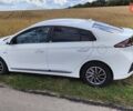 Белый Хендай Ioniq, объемом двигателя 0 л и пробегом 44 тыс. км за 16900 $, фото 17 на Automoto.ua