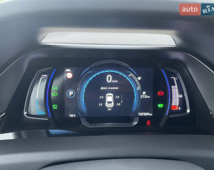 Белый Хендай Ioniq, объемом двигателя 0 л и пробегом 127 тыс. км за 14900 $, фото 22 на Automoto.ua