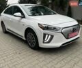 Белый Хендай Ioniq, объемом двигателя 0 л и пробегом 66 тыс. км за 14900 $, фото 1 на Automoto.ua