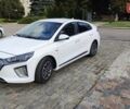 Белый Хендай Ioniq, объемом двигателя 0 л и пробегом 44 тыс. км за 16900 $, фото 9 на Automoto.ua