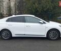 Белый Хендай Ioniq, объемом двигателя 0 л и пробегом 148 тыс. км за 15799 $, фото 11 на Automoto.ua
