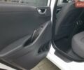 Белый Хендай Ioniq, объемом двигателя 0 л и пробегом 148 тыс. км за 15799 $, фото 35 на Automoto.ua