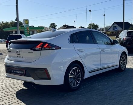 Белый Хендай Ioniq, объемом двигателя 0 л и пробегом 131 тыс. км за 16200 $, фото 3 на Automoto.ua