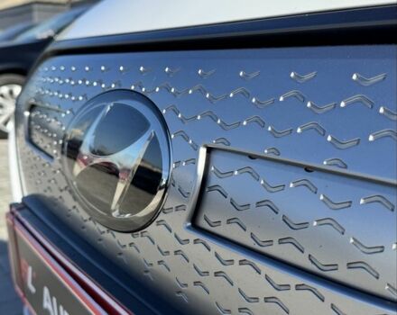 Белый Хендай Ioniq, объемом двигателя 0 л и пробегом 131 тыс. км за 16200 $, фото 23 на Automoto.ua