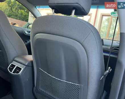 Білий Хендай Ioniq, об'ємом двигуна 0 л та пробігом 130 тис. км за 14799 $, фото 34 на Automoto.ua