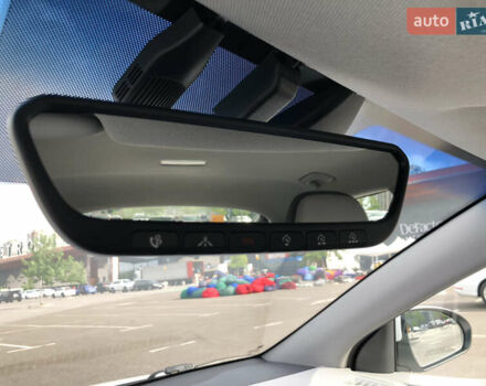 Белый Хендай Ioniq, объемом двигателя 0 л и пробегом 34 тыс. км за 23800 $, фото 17 на Automoto.ua