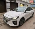 Белый Хендай Ioniq, объемом двигателя 0 л и пробегом 35 тыс. км за 18000 $, фото 1 на Automoto.ua