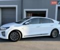 Белый Хендай Ioniq, объемом двигателя 0 л и пробегом 102 тыс. км за 15700 $, фото 2 на Automoto.ua
