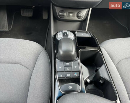 Белый Хендай Ioniq, объемом двигателя 0 л и пробегом 73 тыс. км за 15650 $, фото 13 на Automoto.ua