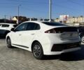 Белый Хендай Ioniq, объемом двигателя 0 л и пробегом 131 тыс. км за 16200 $, фото 6 на Automoto.ua