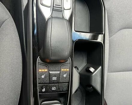 Белый Хендай Ioniq, объемом двигателя 0 л и пробегом 66 тыс. км за 14900 $, фото 11 на Automoto.ua