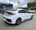 Белый Хендай Ioniq, объемом двигателя 0 л и пробегом 73 тыс. км за 15650 $, фото 4 на Automoto.ua