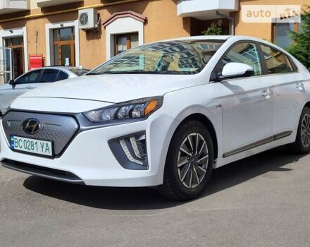 Білий Хендай Ioniq, об'ємом двигуна 0 л та пробігом 19 тис. км за 18800 $, фото 2 на Automoto.ua